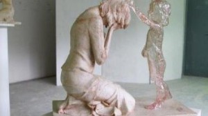 escultura_bebe_abortada_perdonando